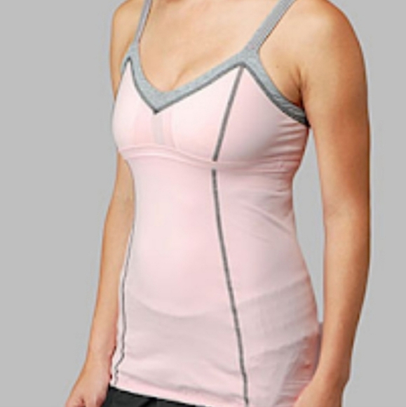 Lululemon Reflective Light Up Tank - Picture 9 of 10